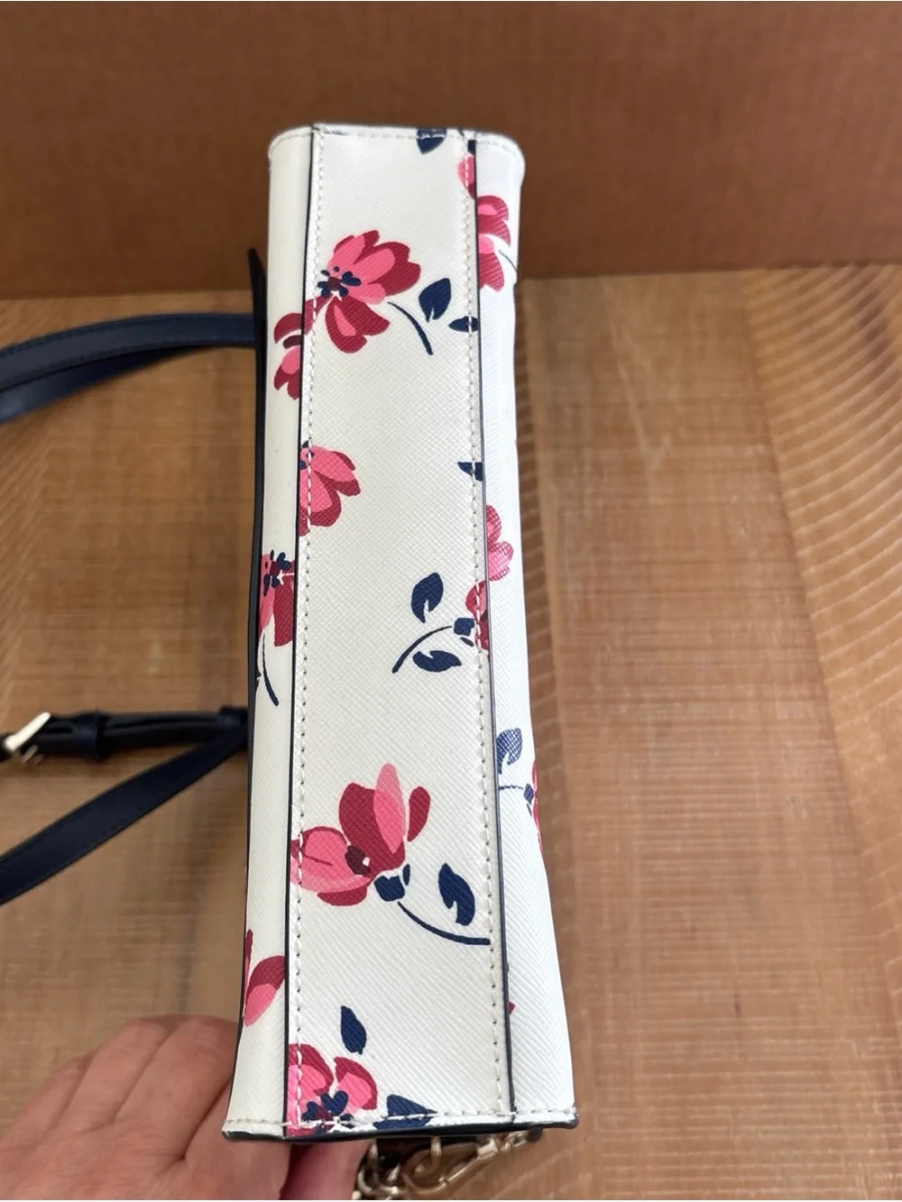 Kate Spade New York Carson Flowers Print Convertible Shoulder Crossbody Purse